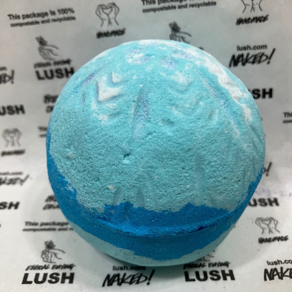 LUSH Snowdrift Bath Bomb 6.7 oz. Vegan